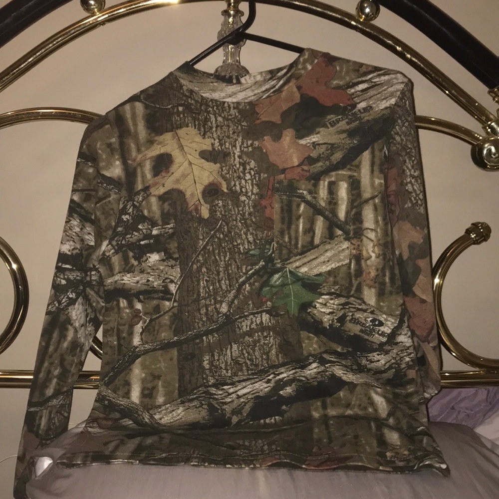 Camouflage hunting long sleeve shirt